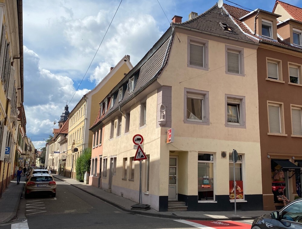 Attraktive Kapitalanlage: Renditeobjekt – Wohn- und Geschäftshaus im Herzen von Landau-A1232279