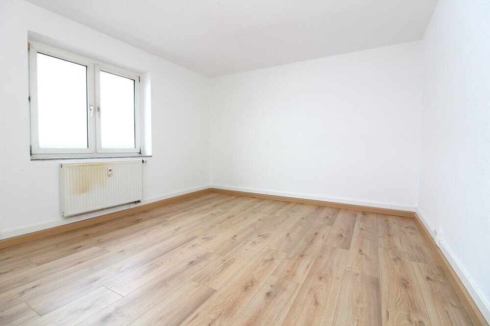 Erstbezug nach Renovierung: geräumige 3-Zimmer-Wohnung in Lu-Süd-VM2185