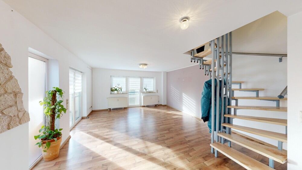 Maisonette-Traum auf drei Etagen – 5 Zimmer mit Terrasse & Garage in Lu-Oppau-10177a