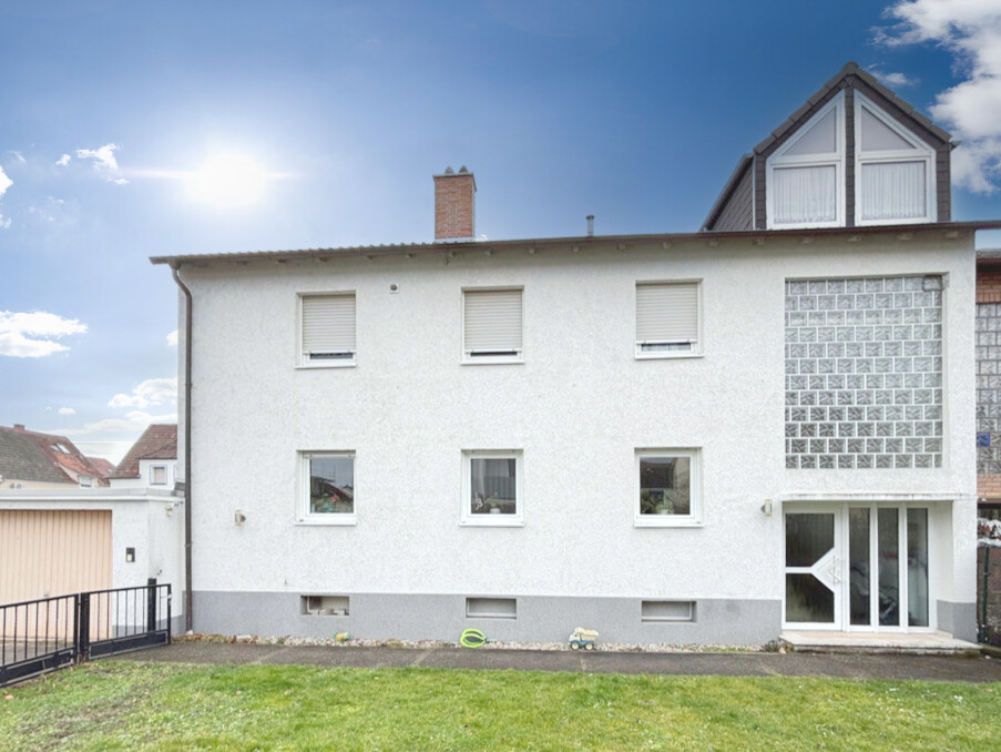 Gepflegtes Mehrfamilienhaus in Haßloch – Ideal für Kapitalanleger oder Eigennutzer-10091a
