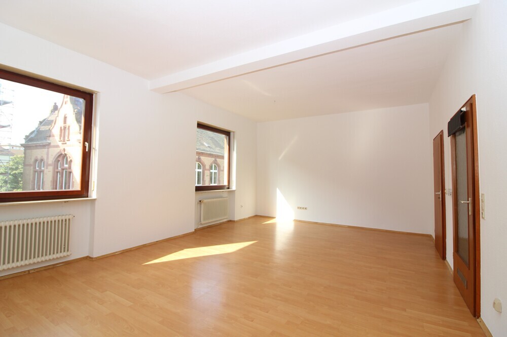 Charmante 3 Zimmer-Wohnung mit gut durchdachtem Grundriss und Balkon in Ludwigshafen-VM2139