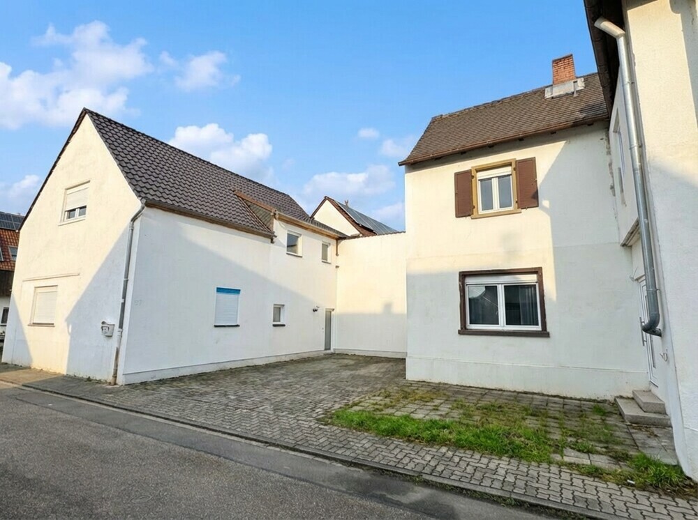 7f7c05bd1b1c7bc7d73e502798cd2ad8 1 Blick auf beide Haeuser