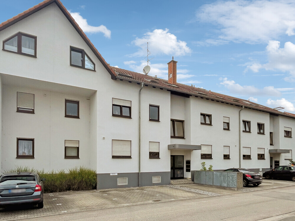 Ihr neues Zuhause:Helle 3-Zimmer-Wohnung mit offener Küche und Wohnbereich mit Wintergartencharakter-10187a