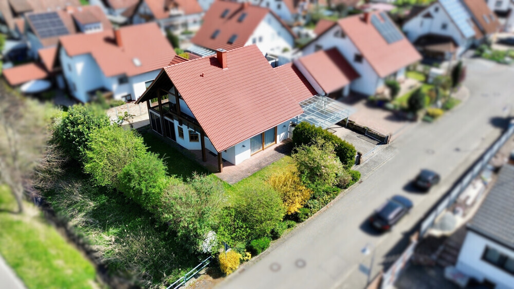 Viel Raum für Ihre Familie – Einfamilienhaus mit Wellnessbereich und Ausbaureserve in Roschbach-A1263910