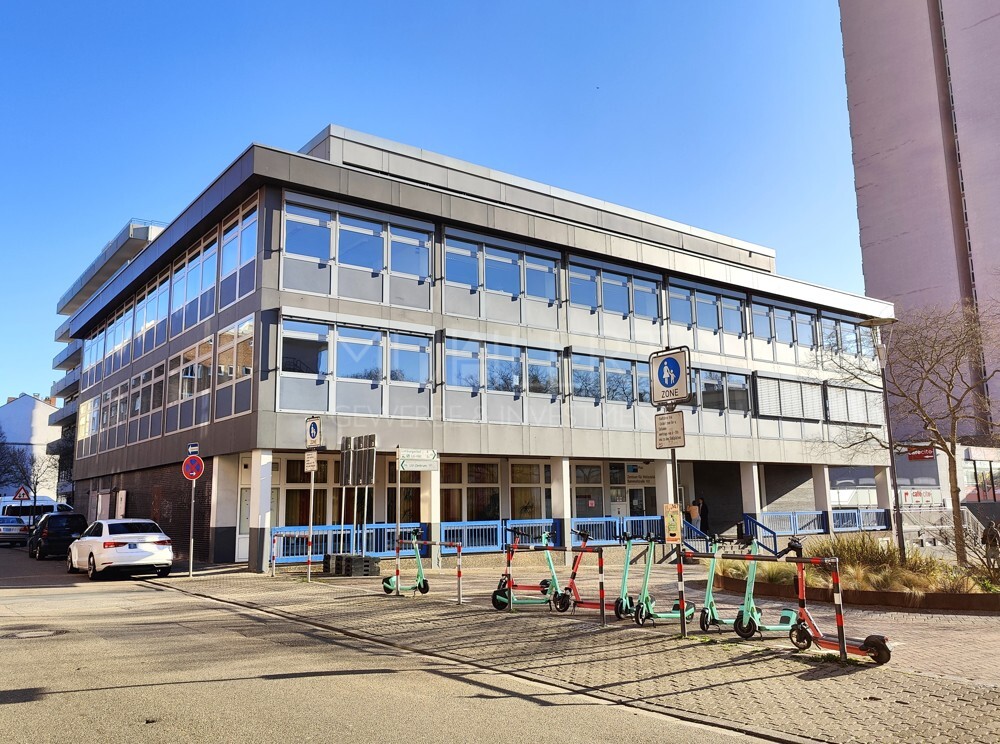Attraktives Büro- und Geschäftsgebäude in bester zentraler Innenstadtlage-10102